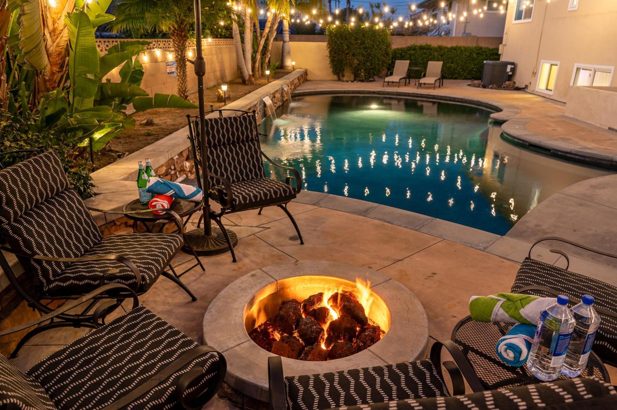 Amazing Modern Pool House Near Disneyland Anaheim Exterior foto